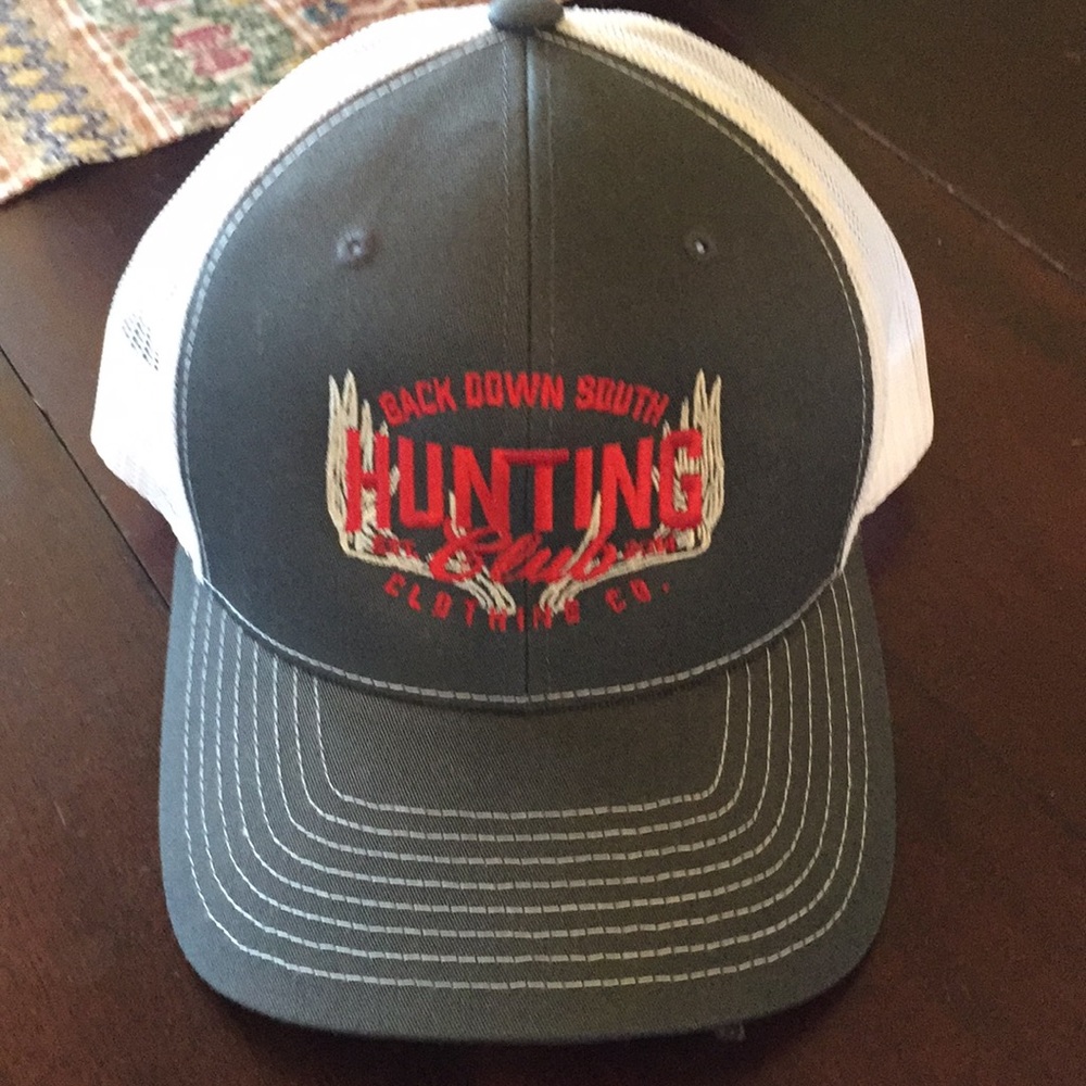 NWOT Back Down South Grey Trucker Hat